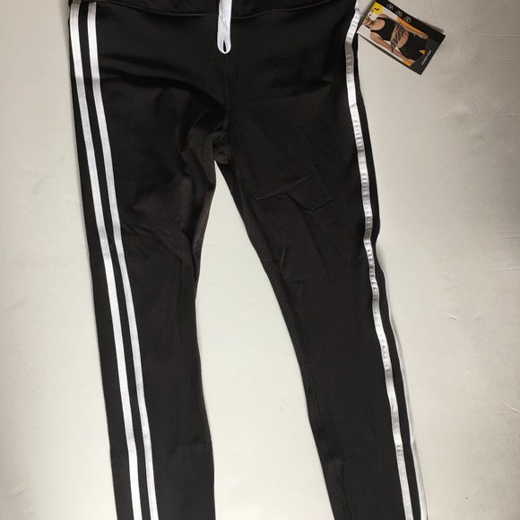 Avia Women's Active Performance Capri Leggings With Pockets